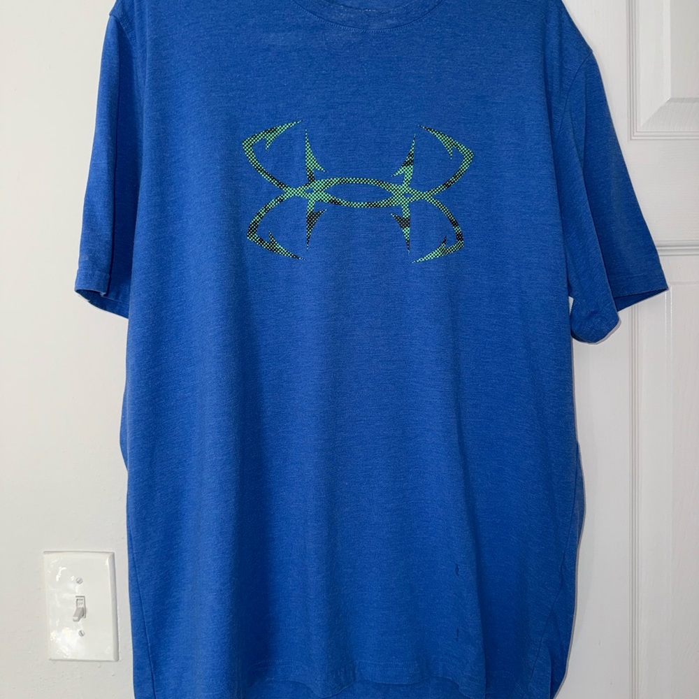 Under Armour Men's Blue Tee with Green Logo Sz.L
